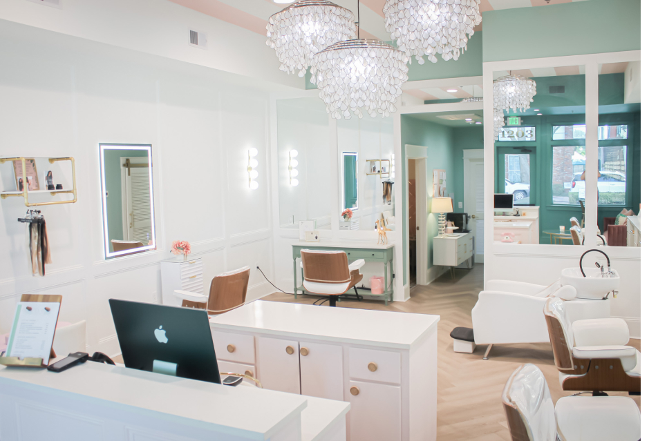 Beauty Bar Galveston relaxing vibe